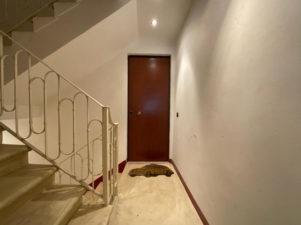 Battisti Cozy Flat